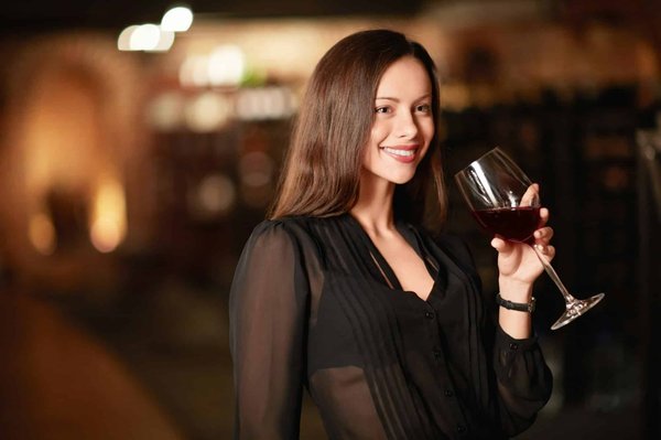 Comment organiser une visite des vignobles et des caves de Champagne, France ?